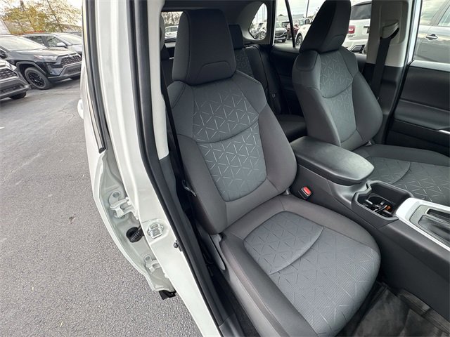 Used 2025 Toyota RAV4 XLE w/ Convenience Package image 26