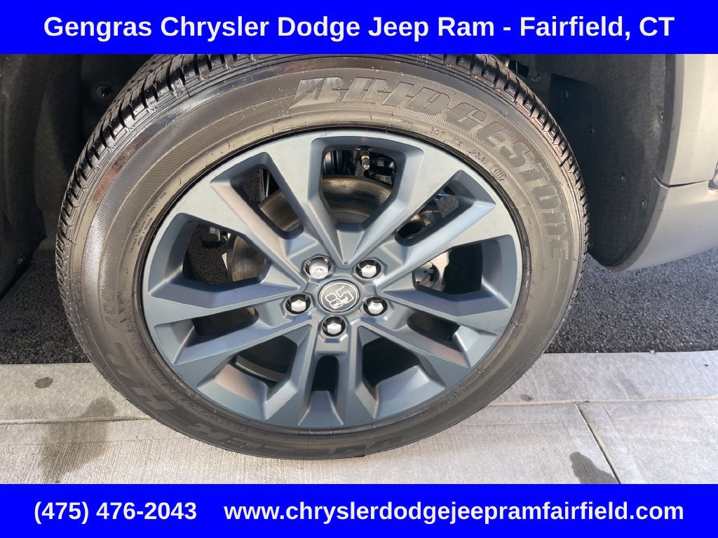 Certified 2026 Jeep Grand Cherokee Limited AWD/4WD image 11