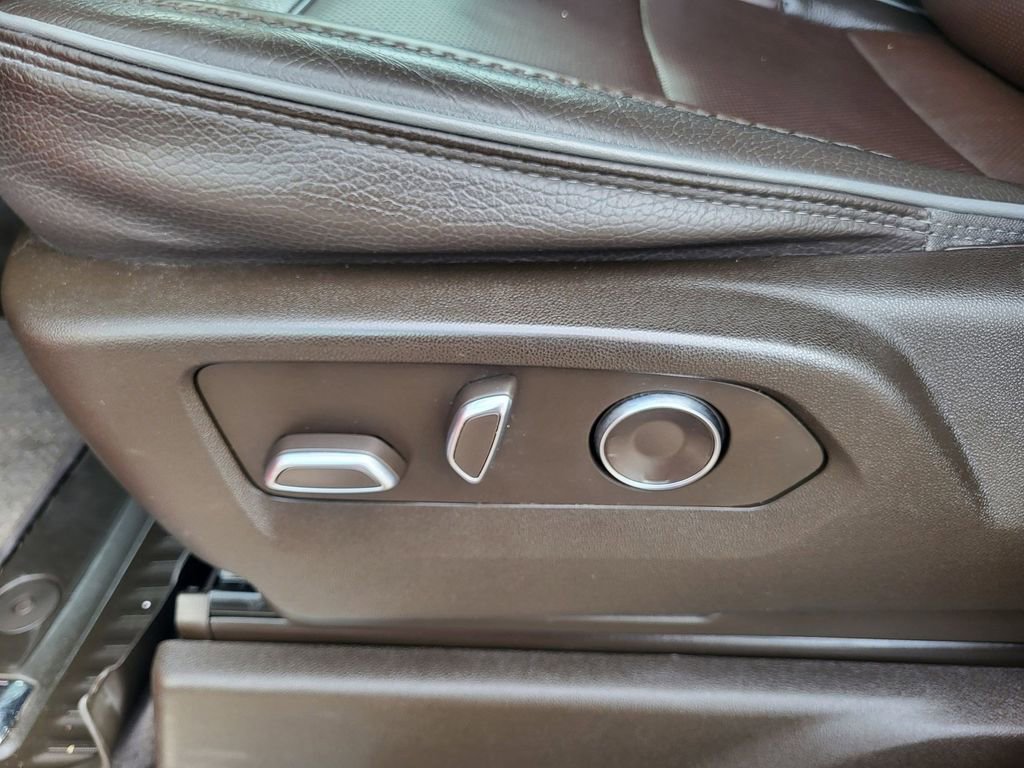 Certified 2024 GMC Sierra 3500 Denali w/ Denali Reserve Package image 11