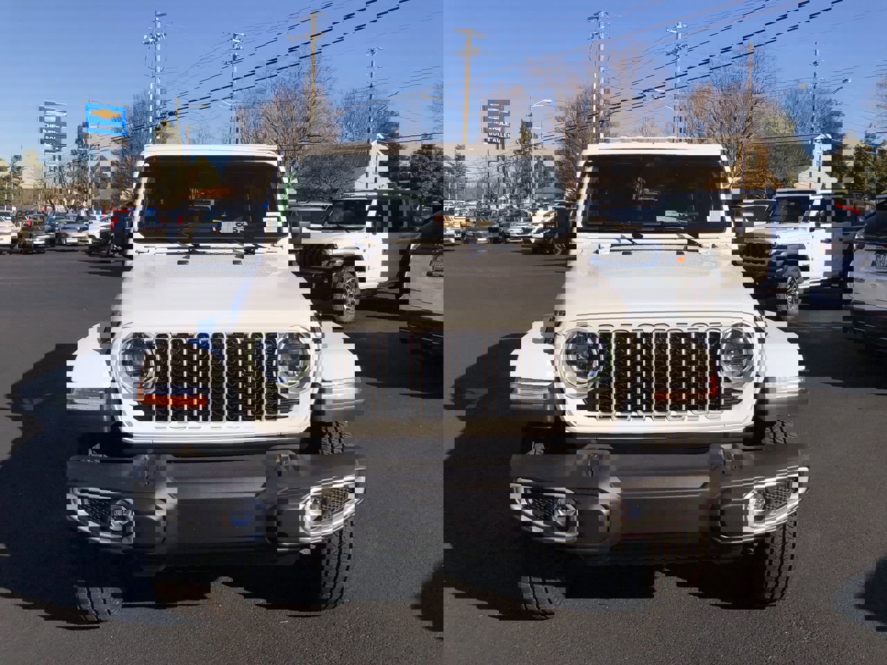 New 2026 Jeep Wrangler Sahara w/ Technology Group image 16