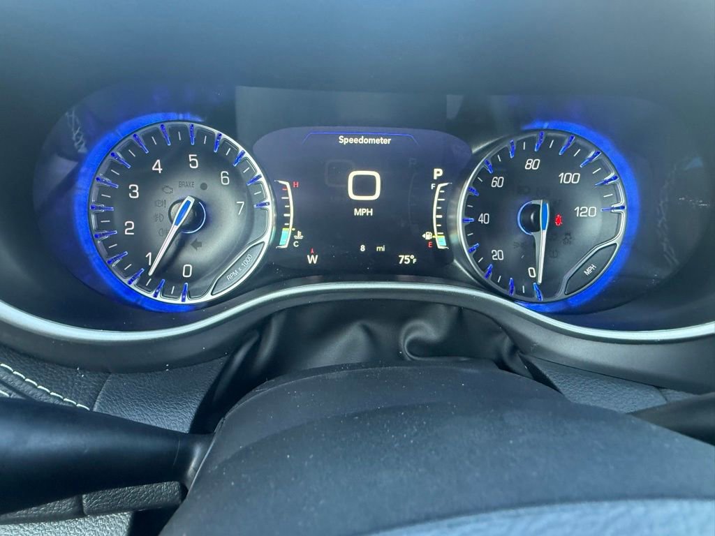 New 2026 Chrysler Pacifica Select image 18