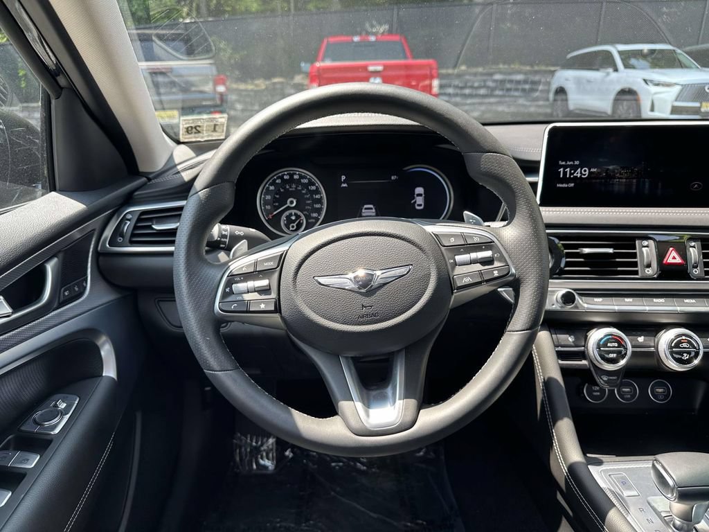 Used 2023 Genesis G70 3.3T AWD/4WD image 12