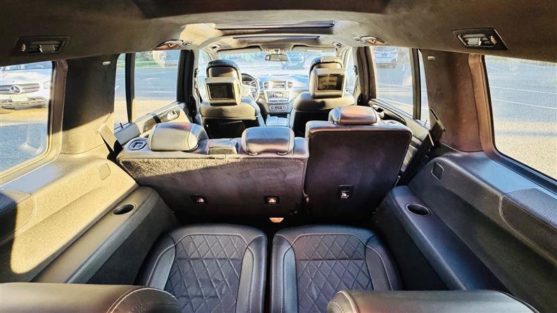 Used 2014 Mercedes-Benz GL 550 4MATIC image 21