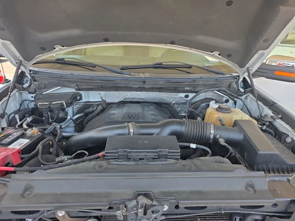 Used 2011 Ford F150 Lariat w/ Lariat Chrome Pkg RWD image 53