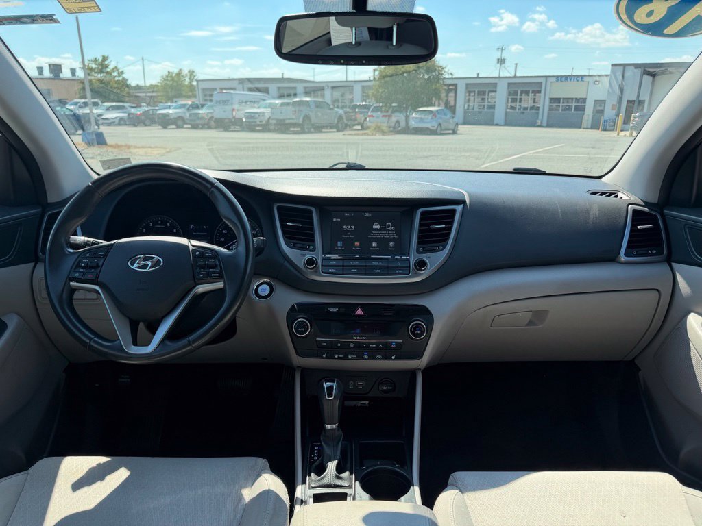 Used 2018 Hyundai Tucson Value AWD/4WD image 38