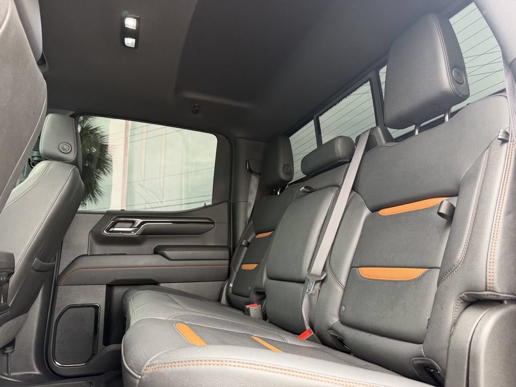 Used 2024 GMC Sierra 1500 AT4 w/ AT4 Premium Package AWD/4WD image 25