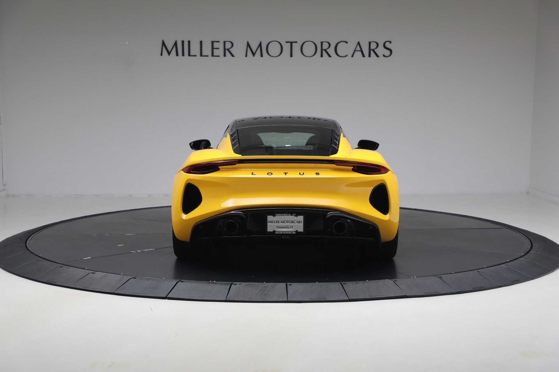 Used 2024 Lotus Emira First Edition RWD image 6