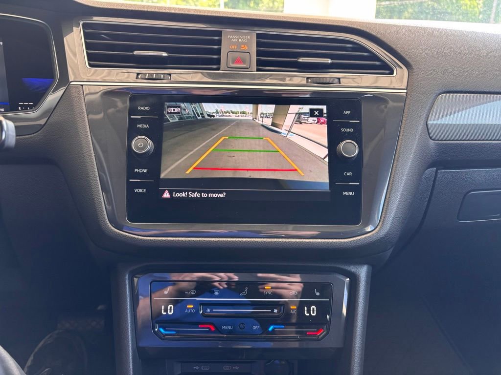 Used 2022 Volkswagen Tiguan SE FWD image 24