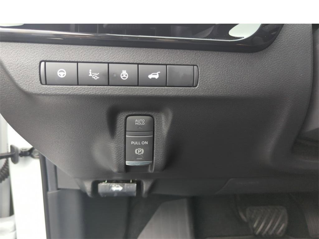 New 2025 Nissan Murano Platinum image 16