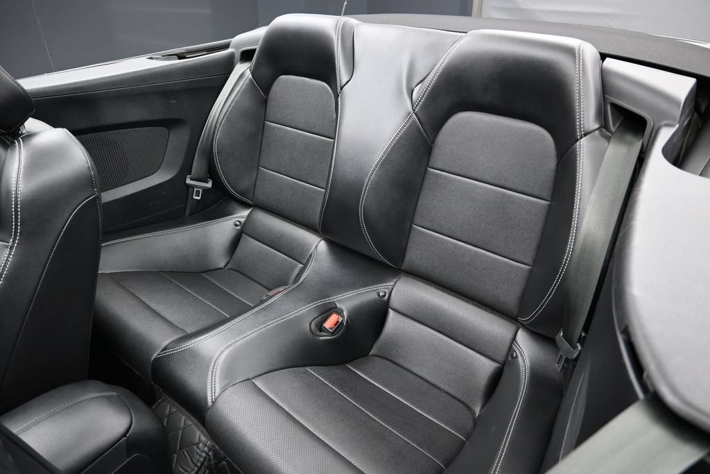 Used 2022 Ford Mustang Premium RWD image 24