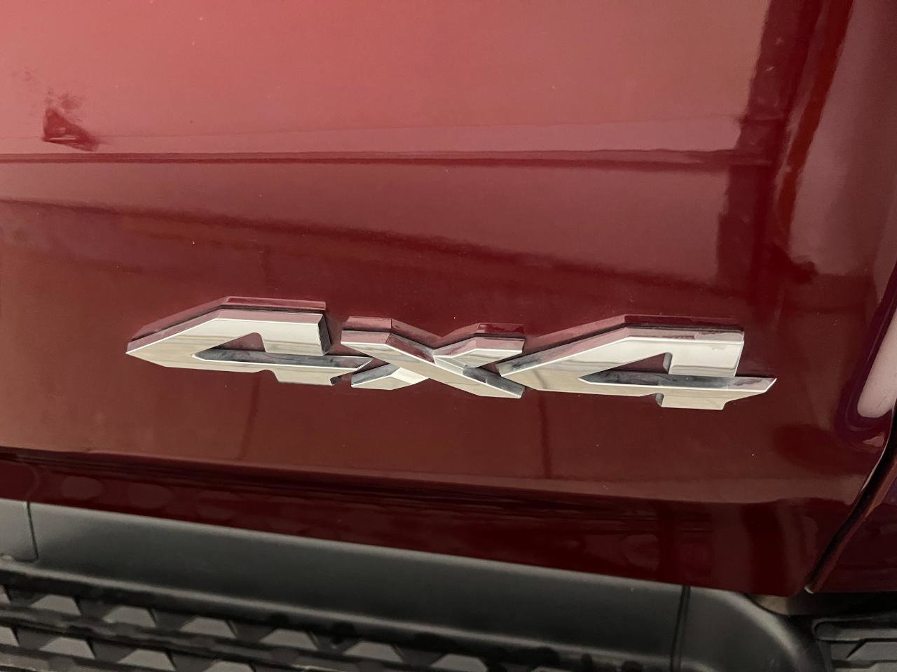 Used 2022 RAM 1500 Limited w/ Body Color Bumper Group AWD/4WD image 21