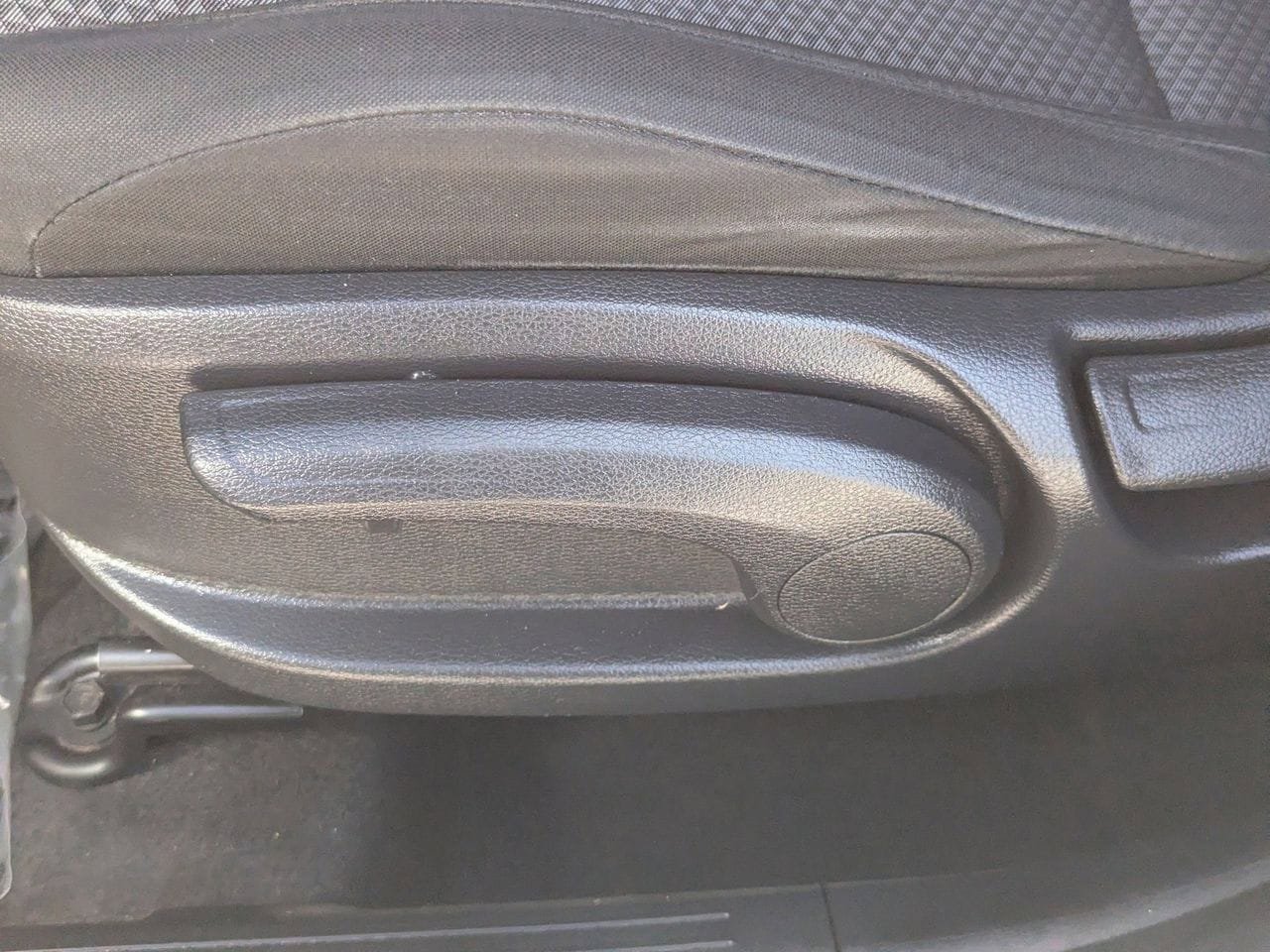 Used 2020 Kia Soul LX FWD image 21
