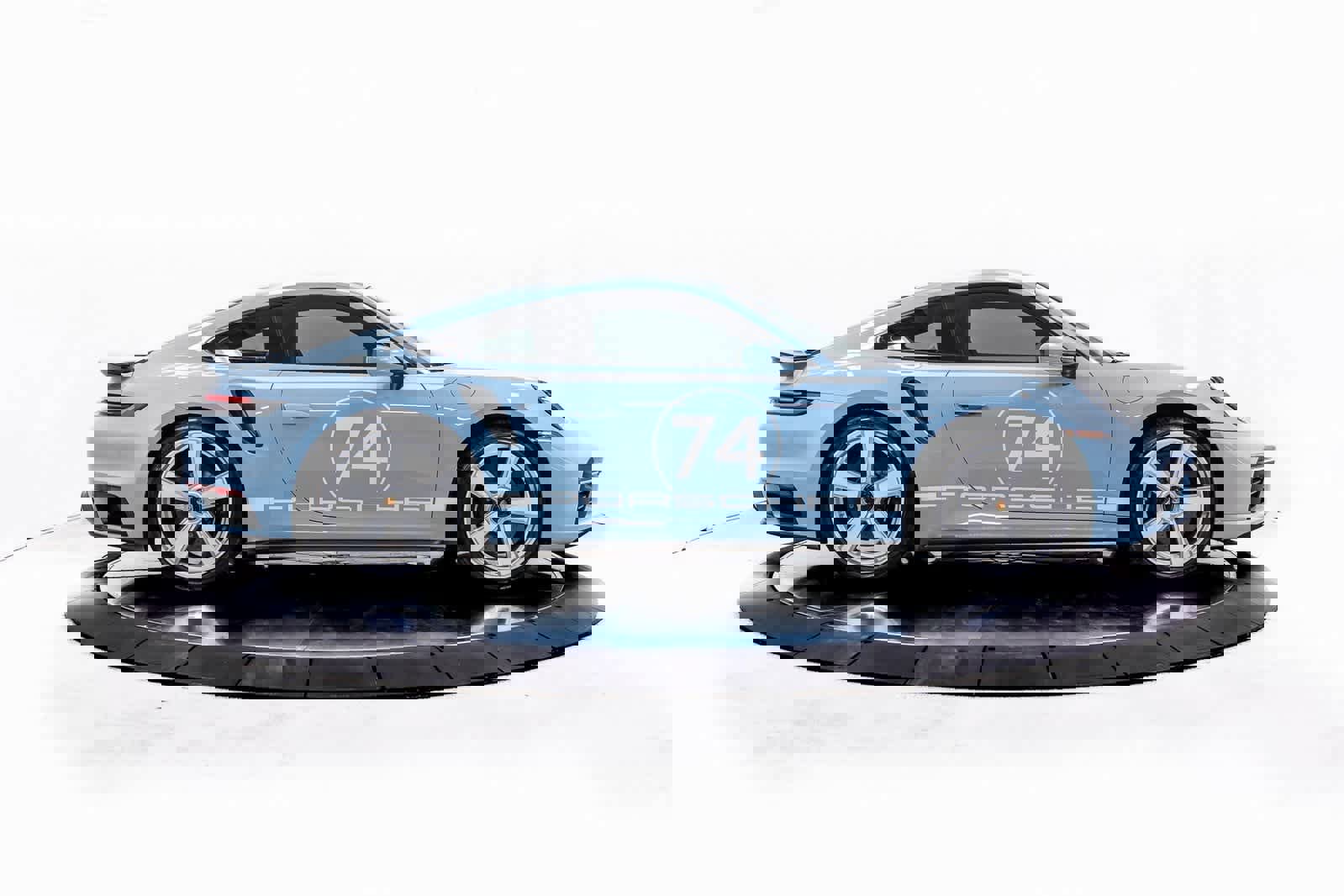 Used 2025 Porsche 911 Turbo S image 8