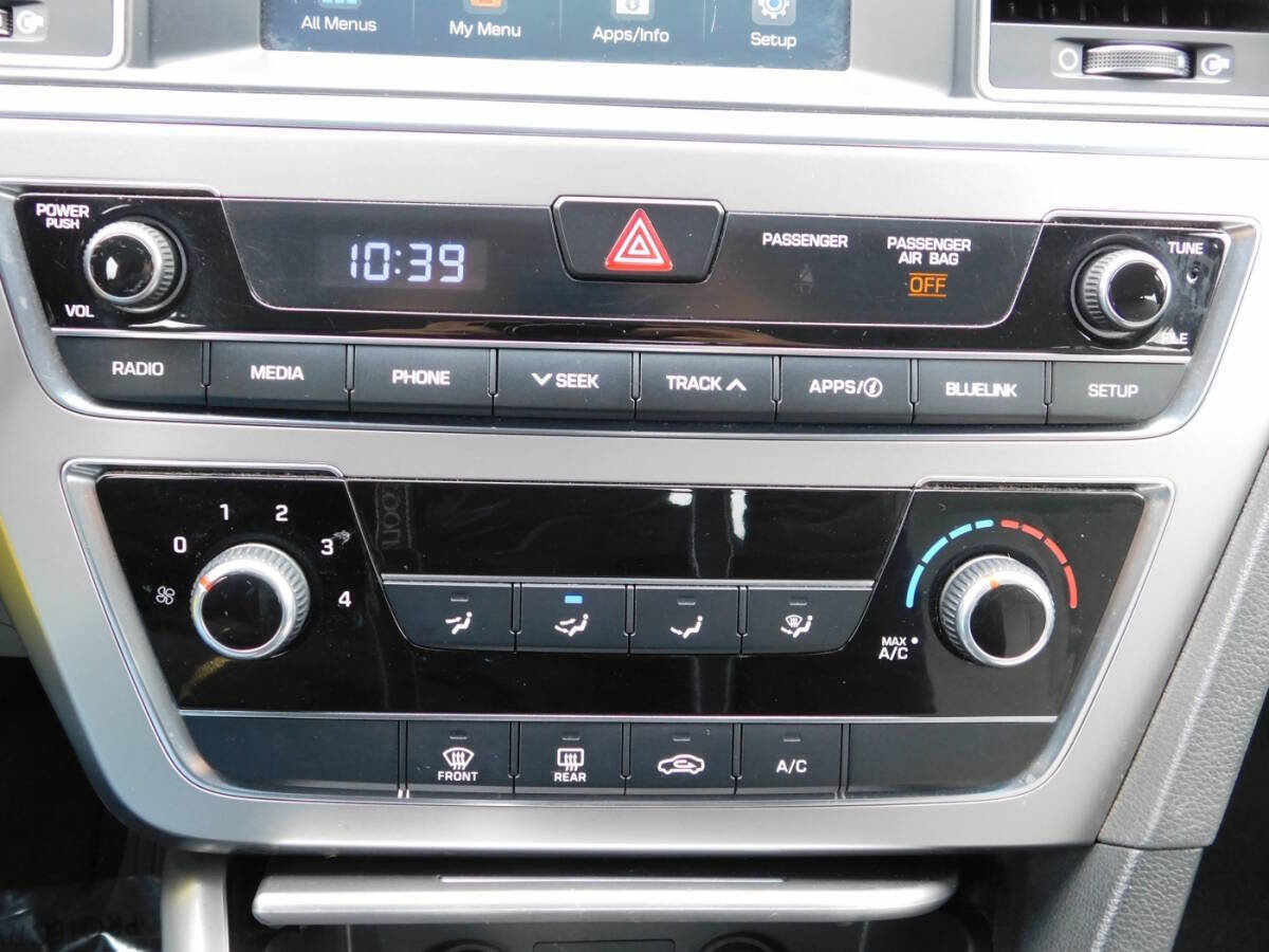 Used 2016 Hyundai Sonata SE FWD image 12