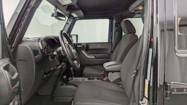 Used 2018 Jeep Wrangler Unlimited Sport S AWD/4WD image 14
