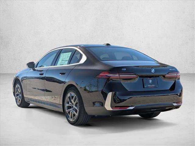 Used 2026 BMW i5 eDrive40 w/ Convenience Package image 9