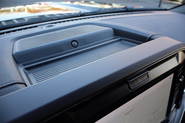 New 2026 Ford F250 Lariat w/ Black Appearance Package image 29