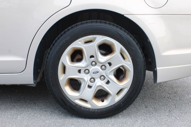 Used 2010 Ford Fusion SE FWD image 31