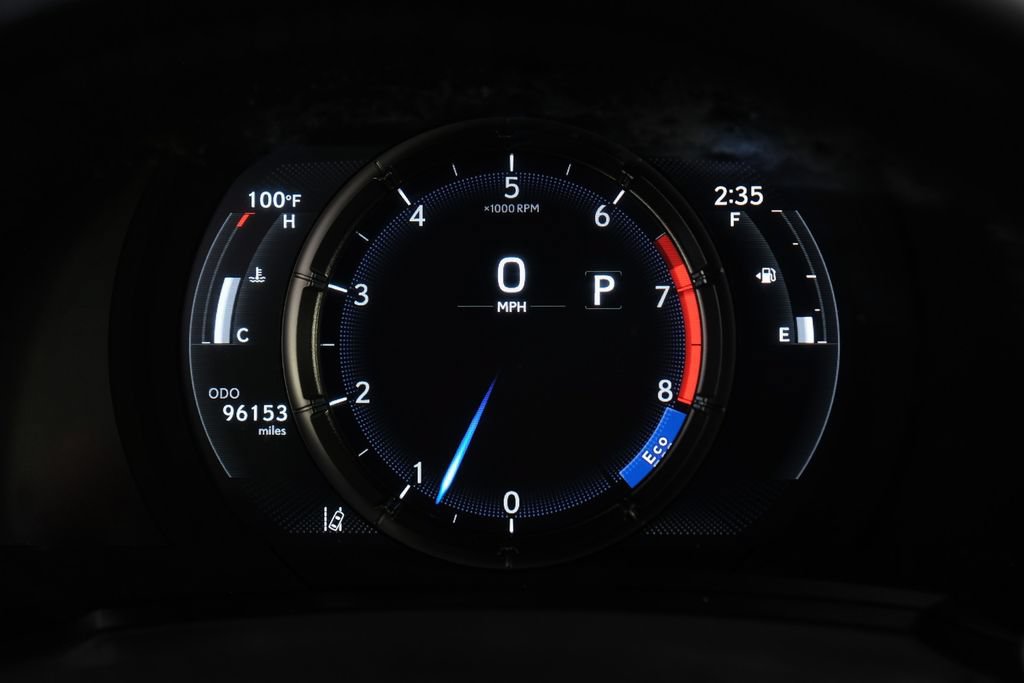 Used 2022 Lexus IS 350 F Sport RWD image 18