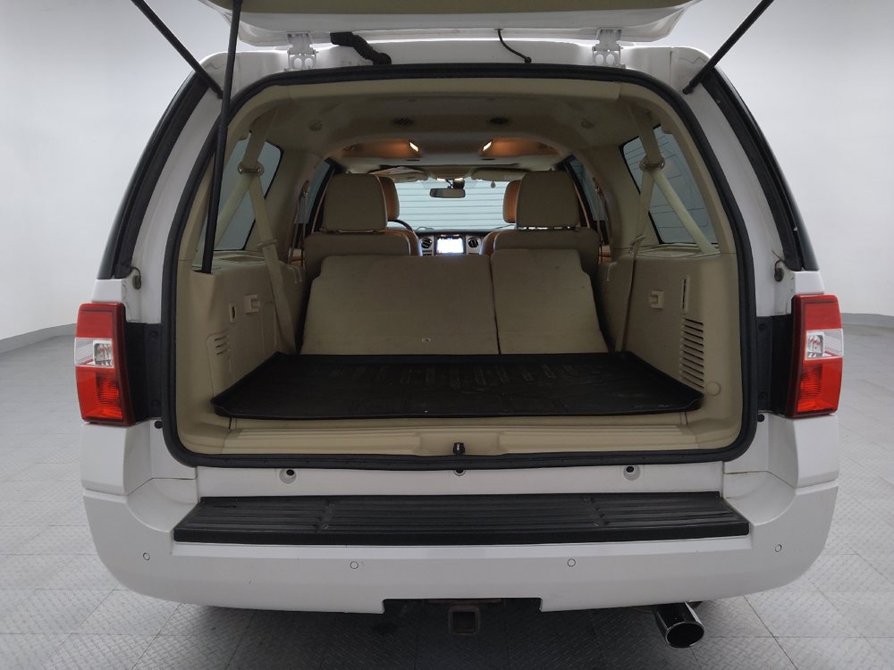 Used 2017 Ford Expedition EL Limited w/ Equipment Group 301A RWD image 29