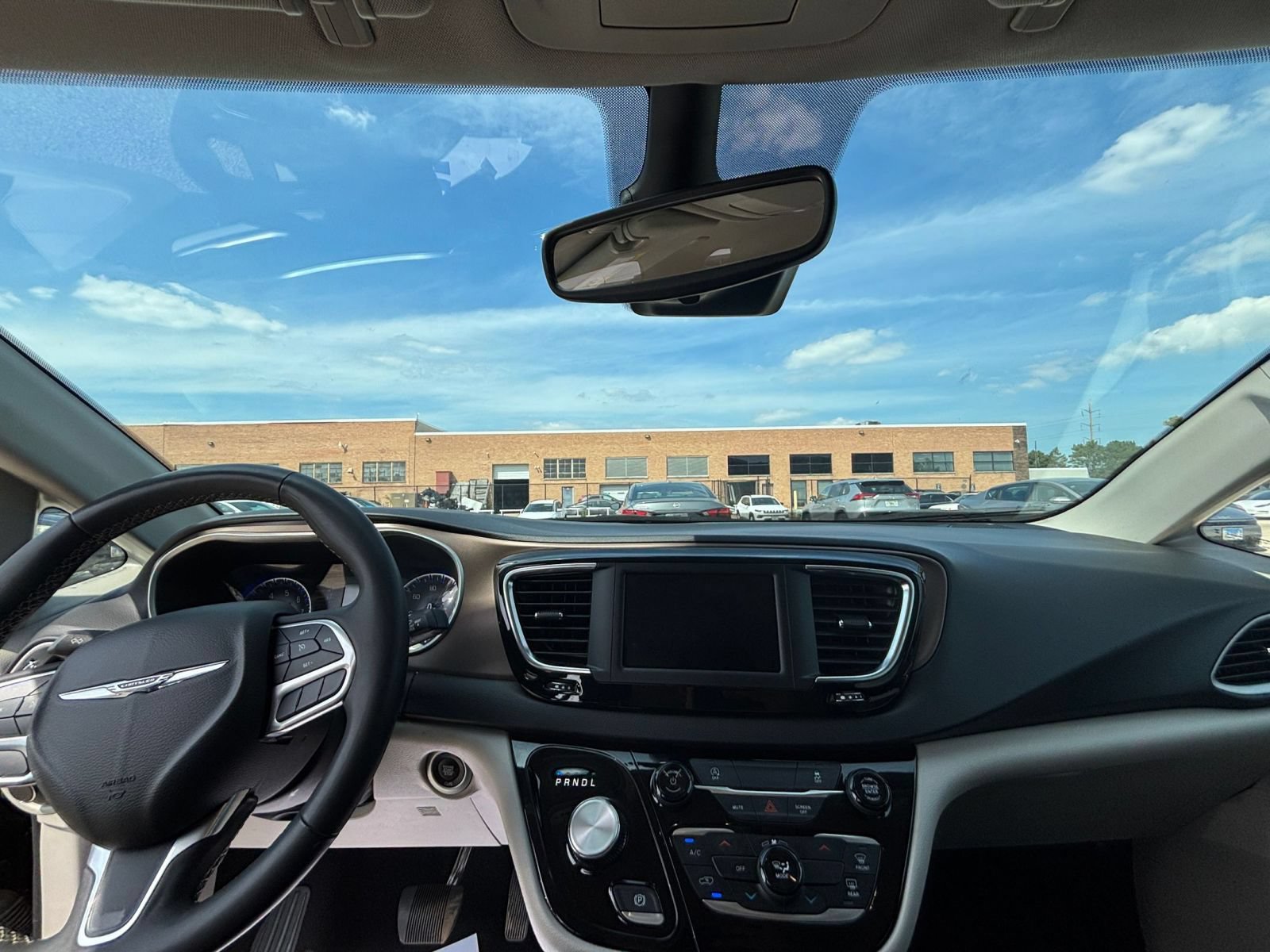 Used 2024 Chrysler Voyager LX FWD image 32