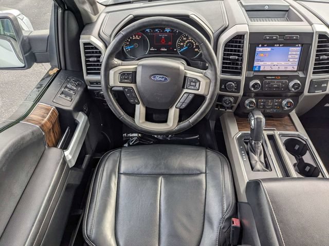 Used 2019 Ford F150 Lariat w/ Equipment Group 502A Luxury AWD/4WD image 19