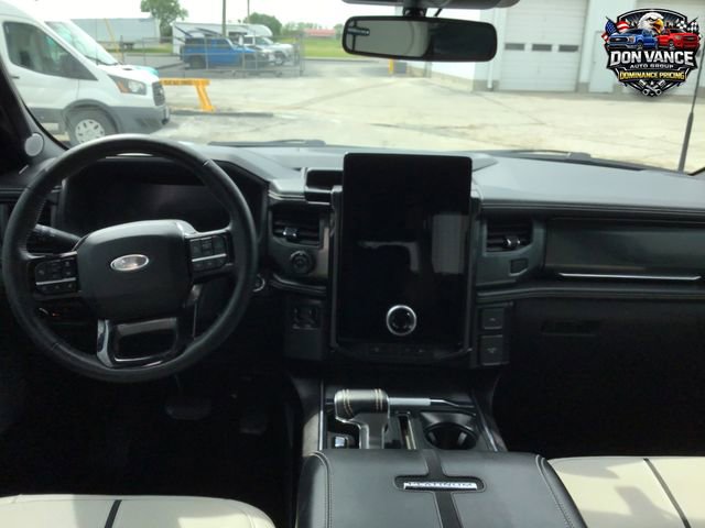 Used 2023 Ford F150 Lightning Platinum AWD/4WD image 12