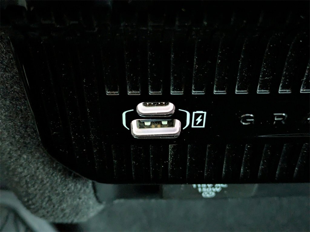 Used 2024 Jeep Grand Wagoneer L Series III image 24