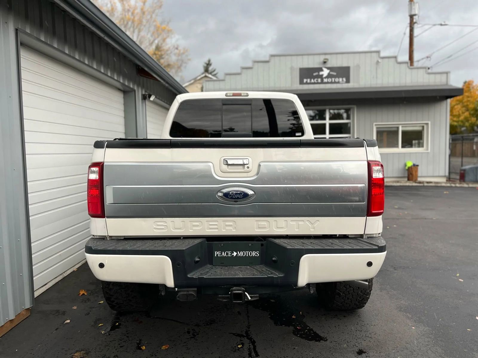 Used 2016 Ford F350 Platinum image 6