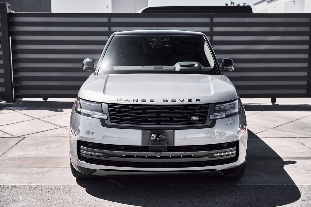 Used 2024 Land Rover Range Rover SE AWD/4WD image 7