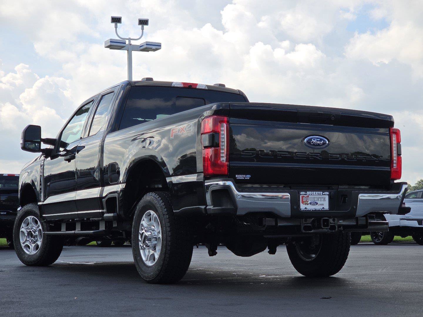 New 2026 Ford F350 XLT w/ 360-Degree Camera Package AWD/4WD image 14