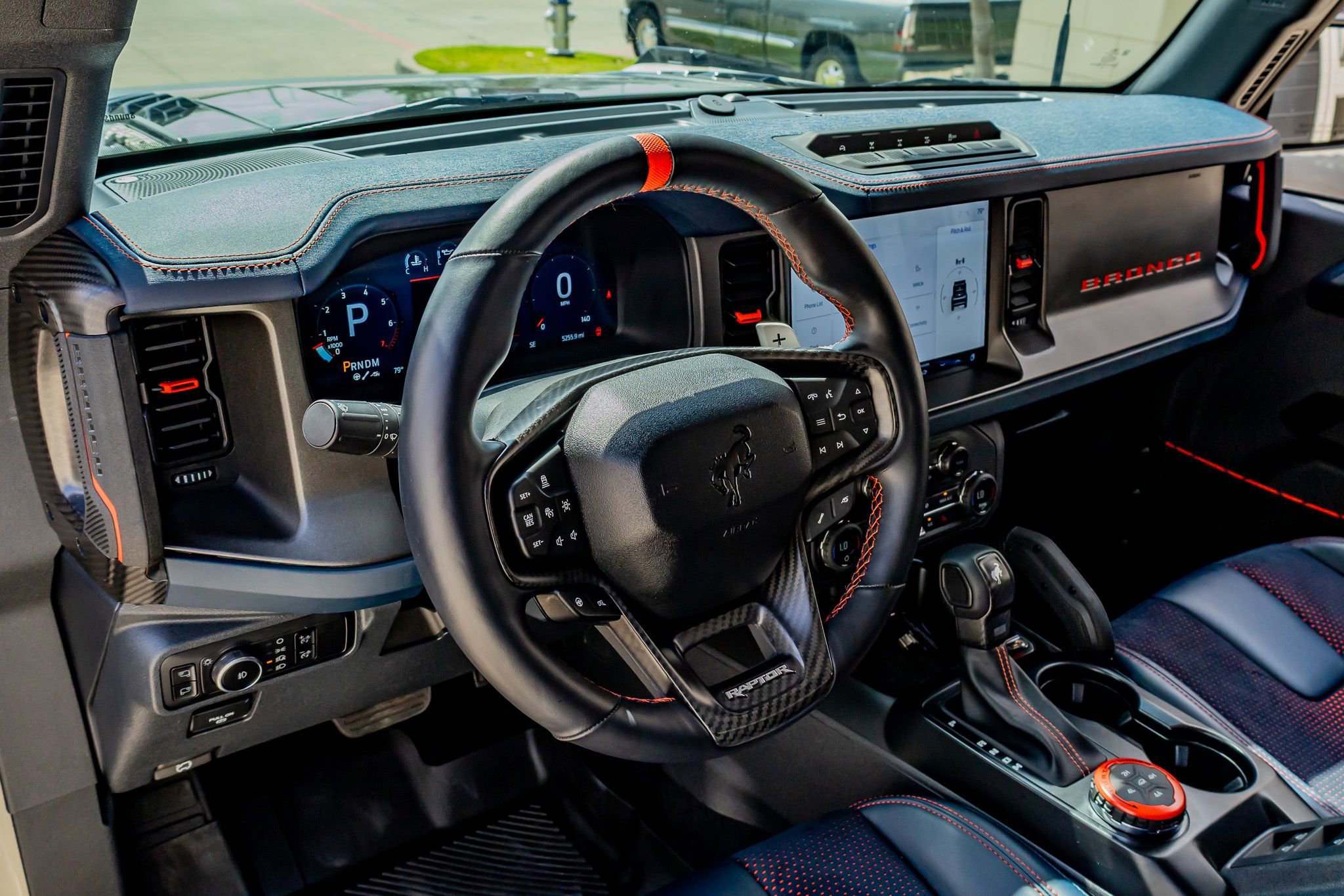 Used 2025 Ford Bronco Raptor AWD/4WD image 17