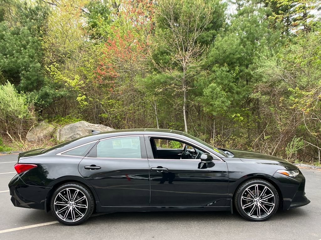 Used 2019 Toyota Avalon Touring w/ Advanced Safety Package FWD image 6