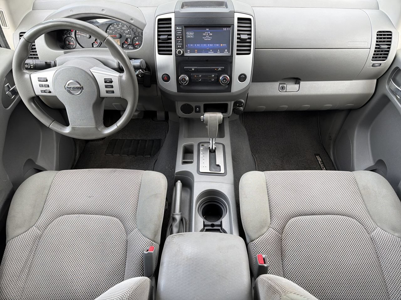 Used 2019 Nissan Frontier SV RWD image 2