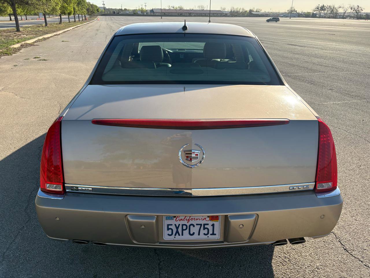 Used 2006 Cadillac DTS Performance image 54