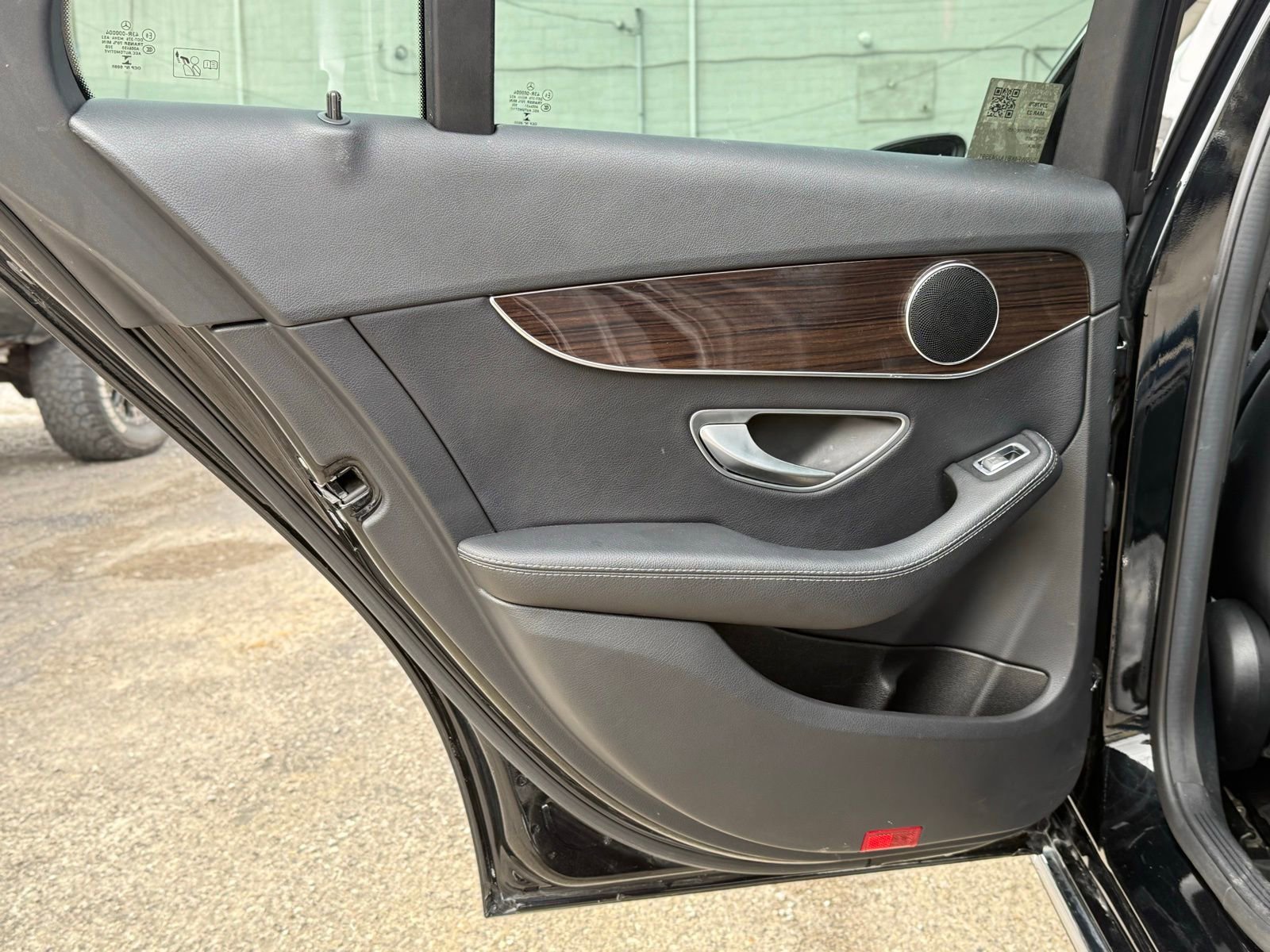 Used 2018 Mercedes-Benz C 300 4MATIC Sedan image 25