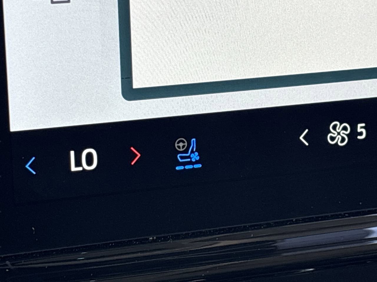 Certified 2025 Ford Expedition Platinum AWD/4WD image 26