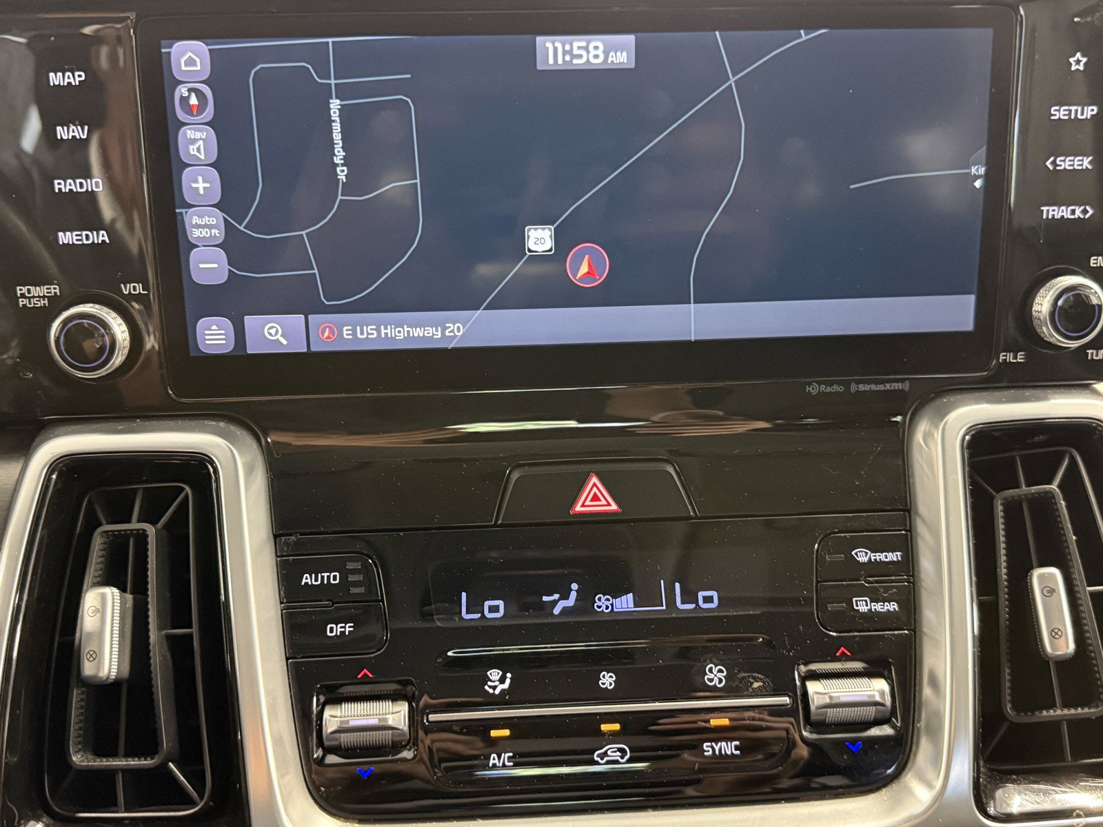 Used 2021 Kia Sorento SX AWD/4WD image 13