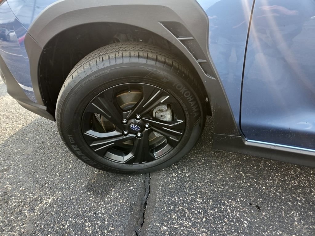 Used 2024 Subaru Crosstrek 2.0i w/ Crosstrek Mirror Package image 9