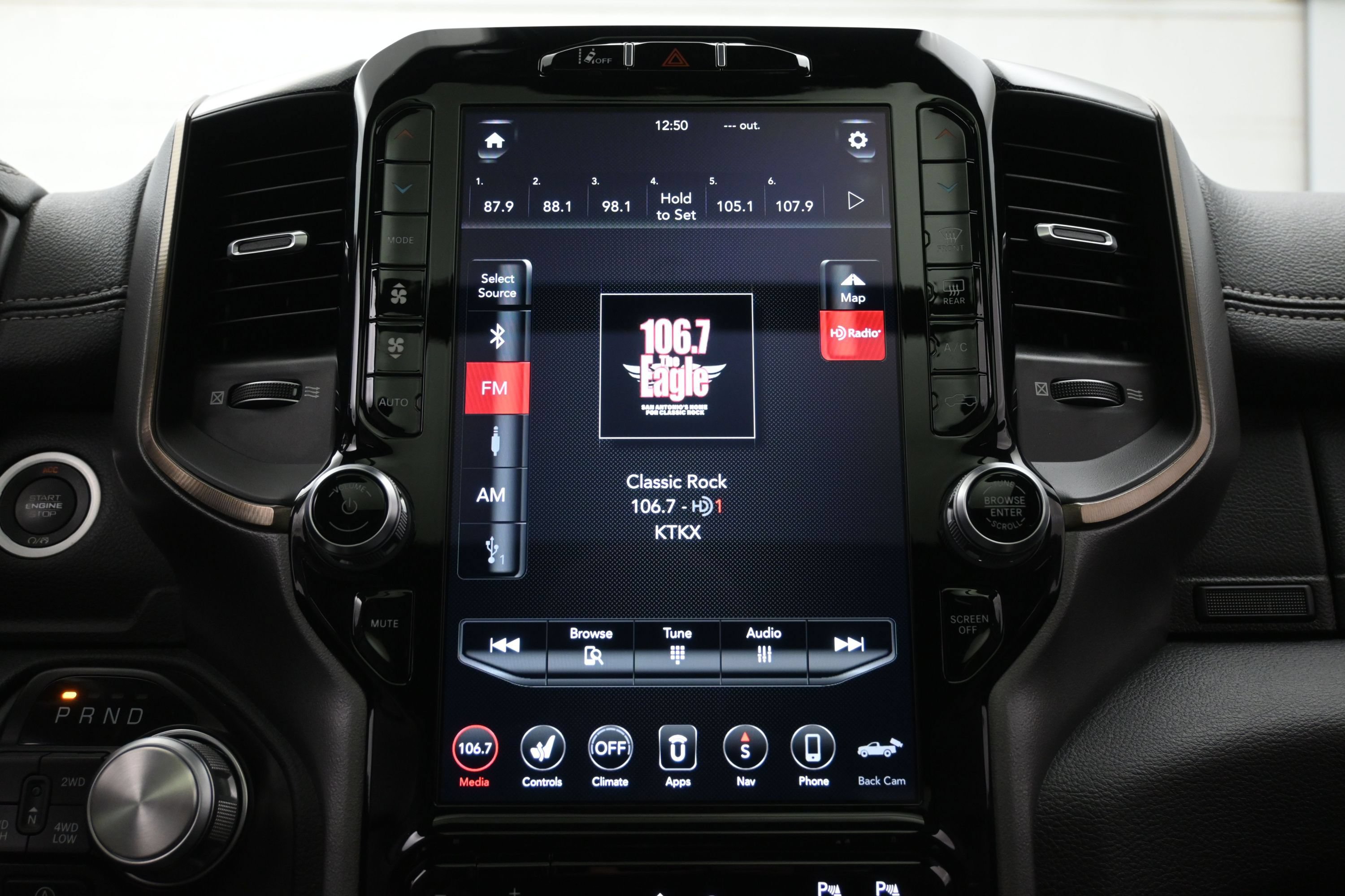 Used 2020 RAM 1500 Rebel w/ Rebel Level 2 Equipment Group AWD/4WD image 29