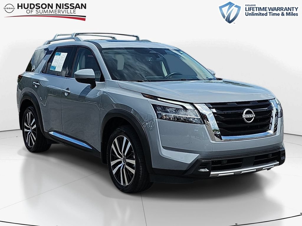 Used 2024 Nissan Pathfinder Platinum