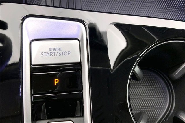 Used 2025 Volkswagen Atlas SEL Premium R-Line image 33