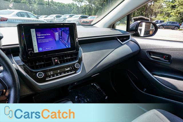 Used 2025 Toyota Corolla LE FWD image 26