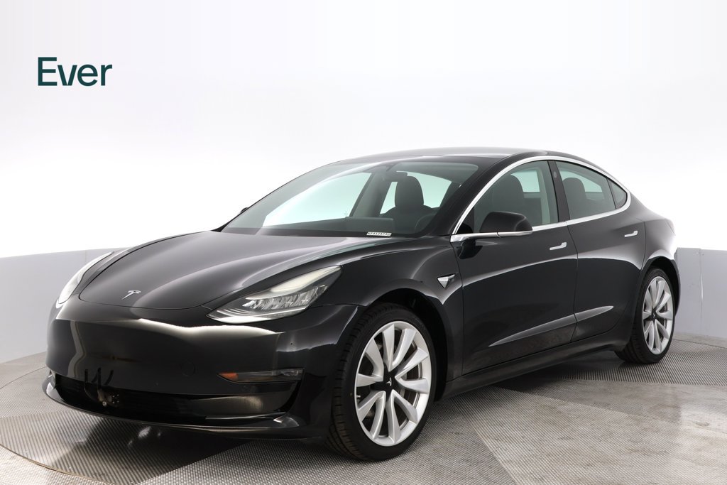 Used 2019 Tesla Model 3 Standard Range RWD image 2