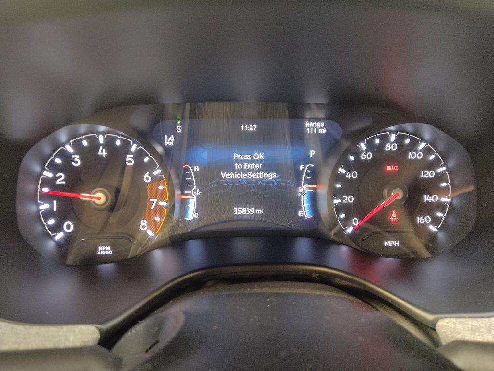 Used 2025 Jeep Compass Latitude w/ Sun & Sound Group AWD/4WD image 23