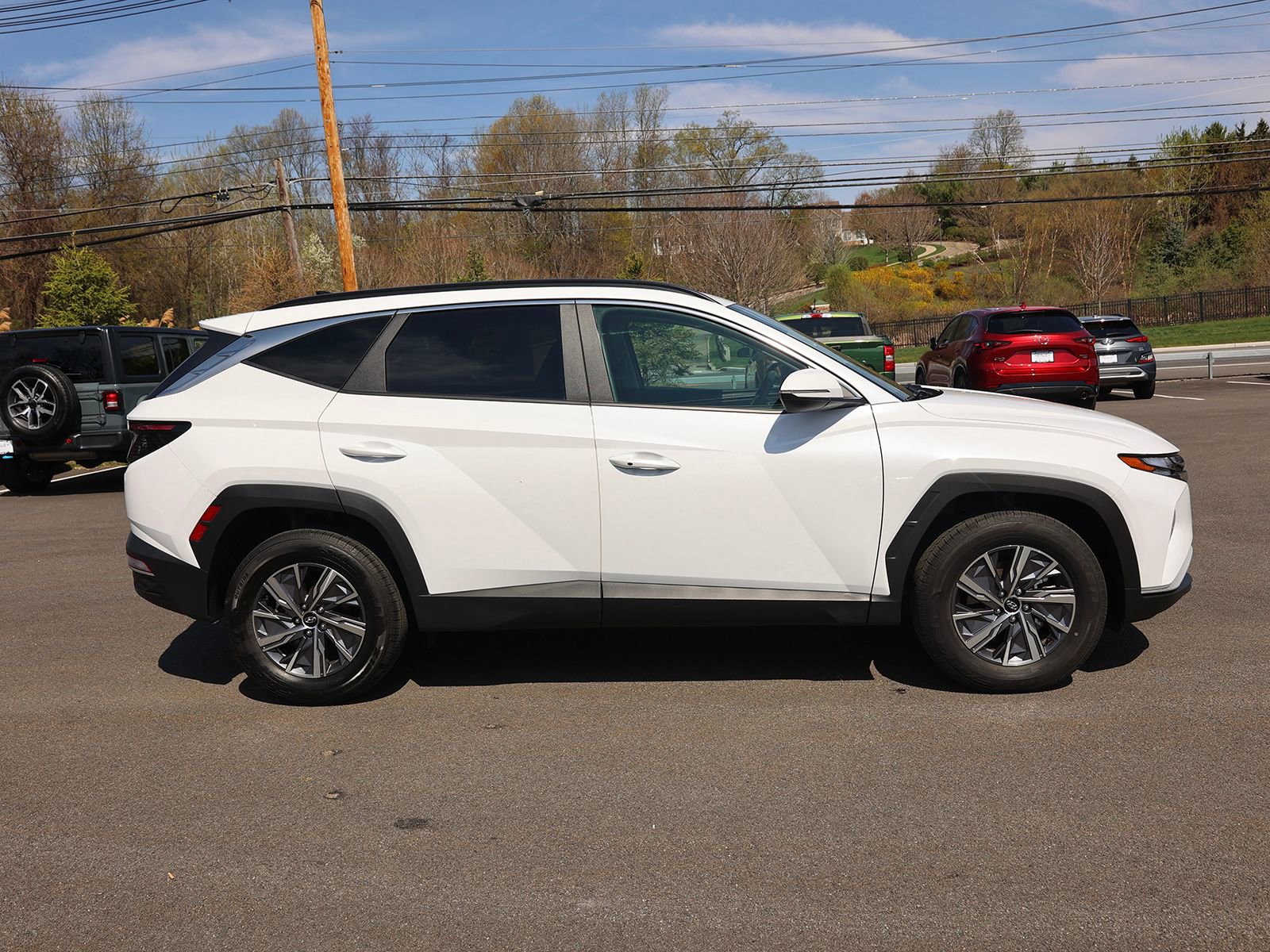 Certified 2022 Hyundai Tucson Blue w/ Cargo Package AWD/4WD image 8