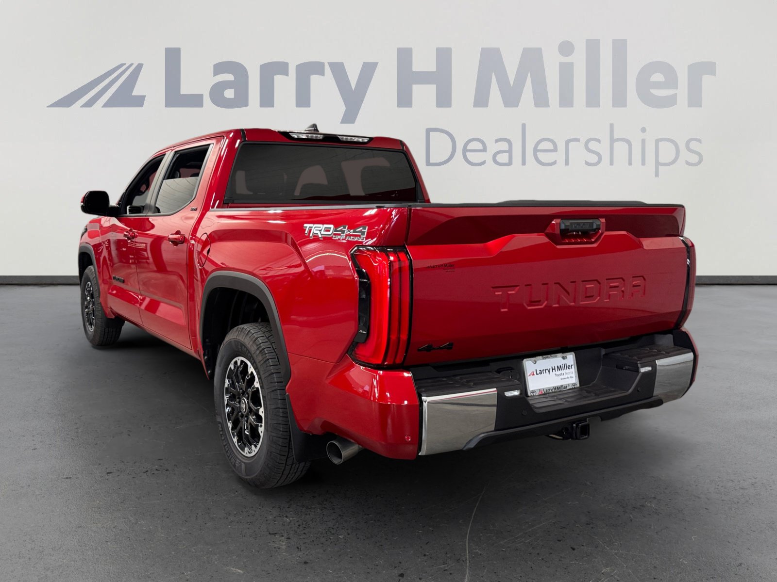 Certified 2026 Toyota Tundra SR5 w/ TRD Off-Road Package AWD/4WD image 3