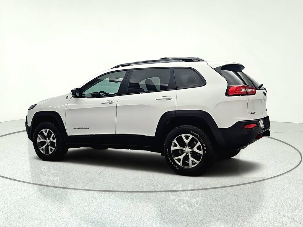 Used 2017 Jeep Cherokee Trailhawk w/ Comfort & Convenience Group AWD/4WD image 5