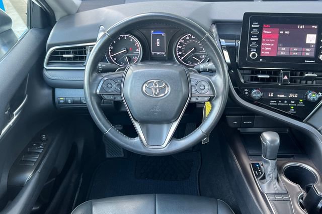 Used 2024 Toyota Camry SE image 16