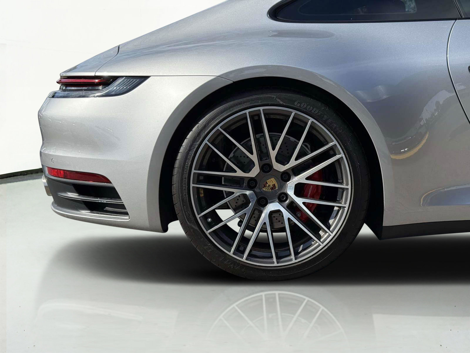 Used 2022 Porsche 911 Carrera S w/ Premium Package image 18